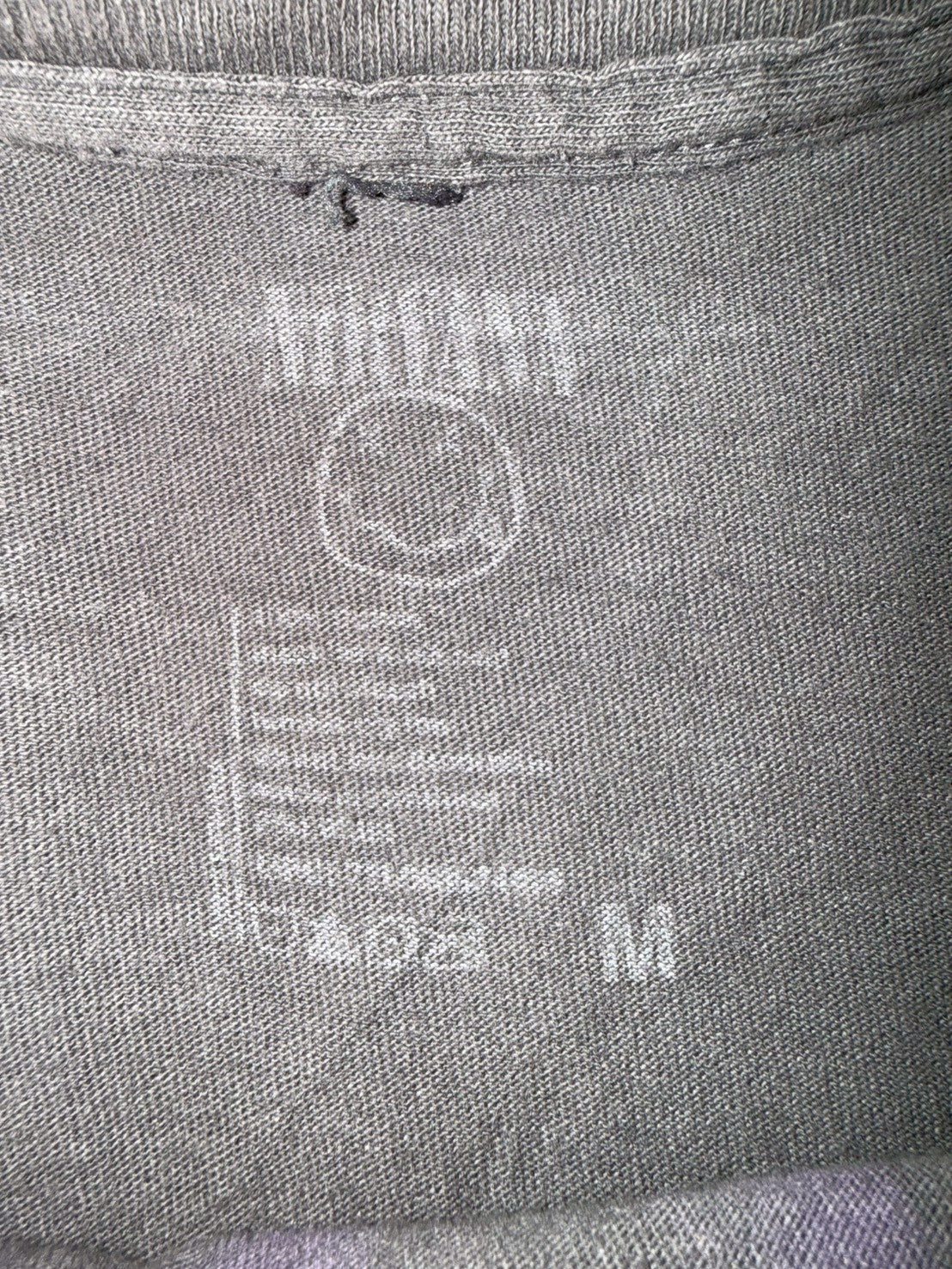 【No.47 NIRVANA】 "Smiley Face" グラフィックTシャツ